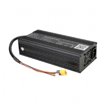AiecoPower 600W Golf Cart Battery Charger Fast and Safe Charging